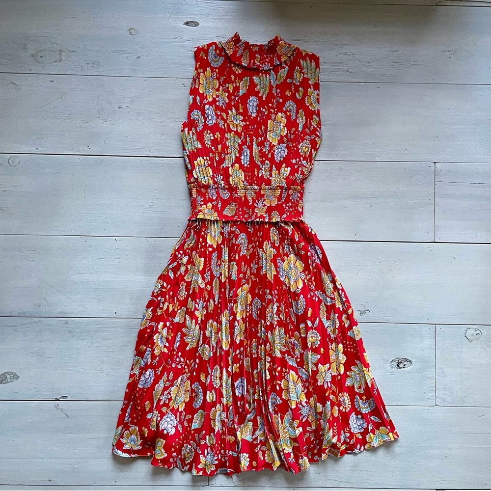 Nanette Lapore sleeveless midi dress, pleated skirt, fully lined, size 8